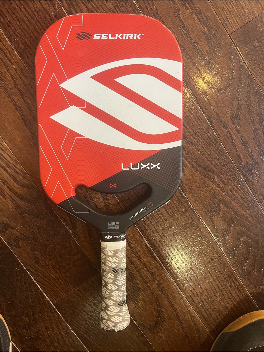 Selkirk Luxx Red & White Pickleball Paddle